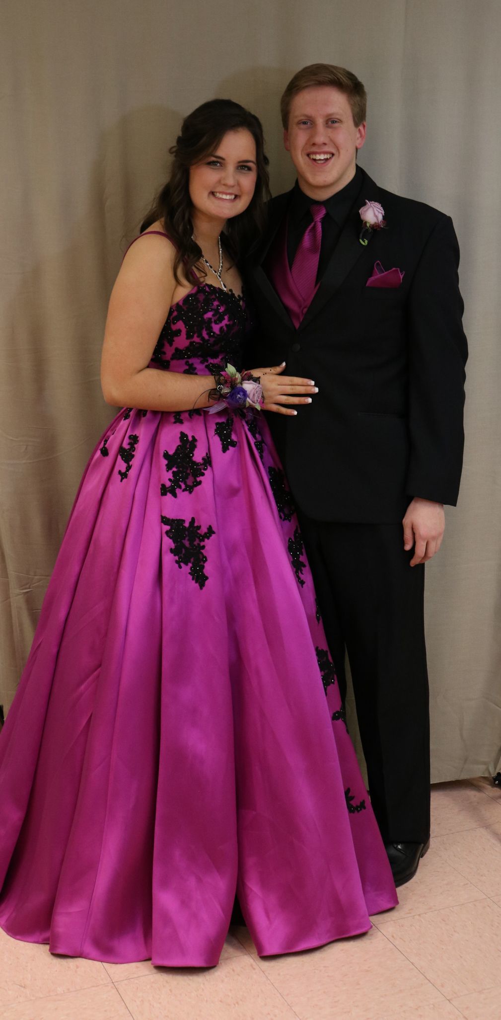 FCHS Prom March 35.JPG
